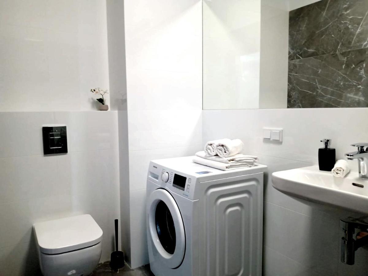 Cozy Apartment In Wilanow Warsaw Luaran gambar